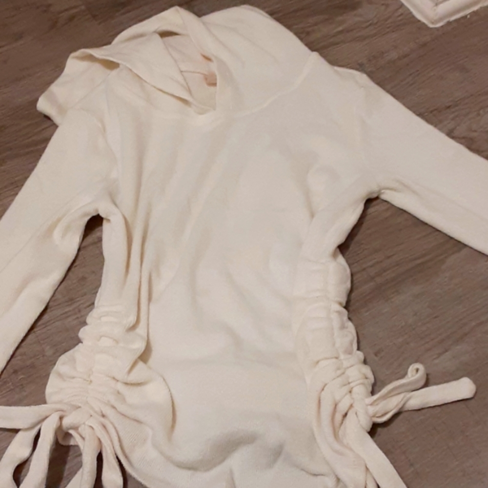 Nobo scrunched hoodie sweater!
